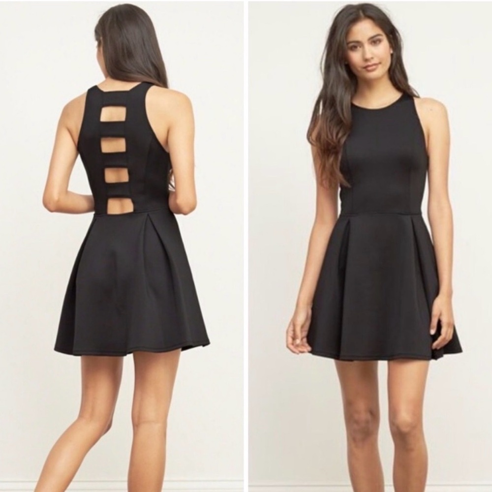 SOLD🚨Abercrombie & Fitch Black Scuba Skater Mini Dress Size S